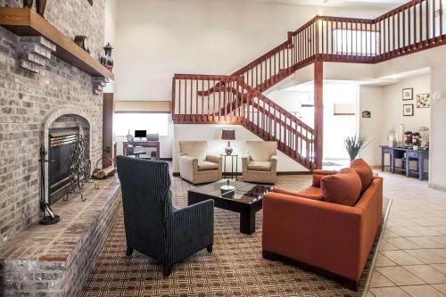 Hotel Comfort Suites Peoria