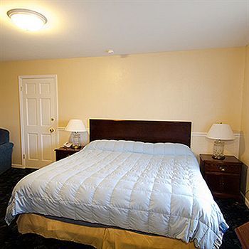 Motel Alpine Inn & Suites Rockford