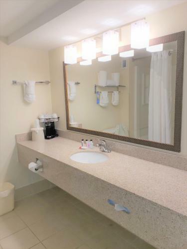 Hotel Baymont Inn & Suites Fishers