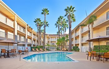 Radisson Suite Hotel Rancho Bernardo