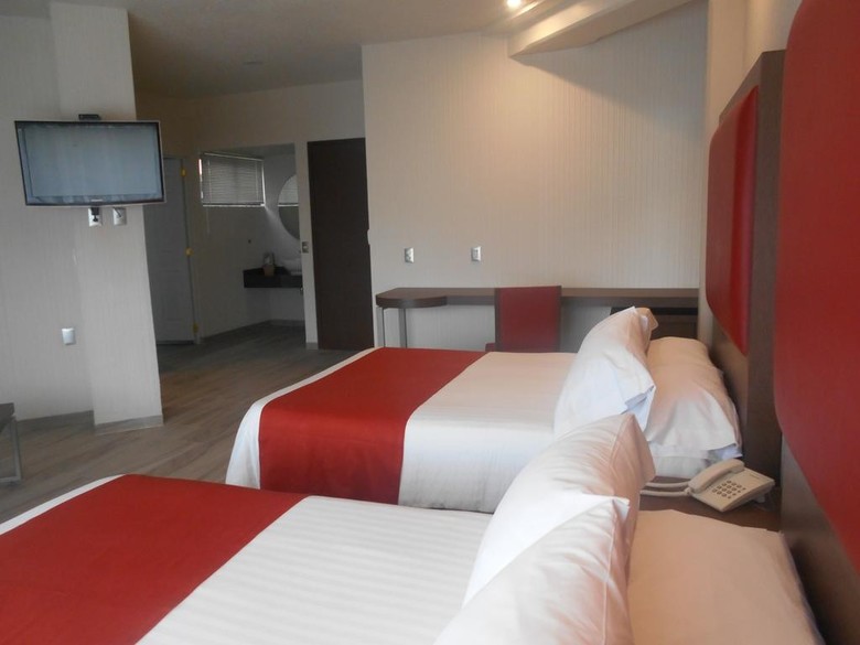 Hotel Puente Real