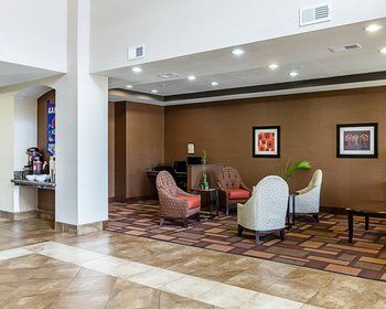 Hotel Comfort Inn & Suites Lawrence