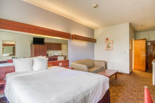 Hotel Microtel Inn And Suites