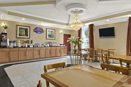 Hotel Baymont By Wyndham Marrero