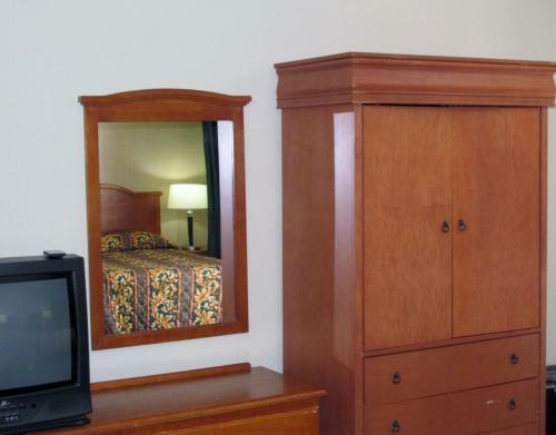 Country Inn Motel