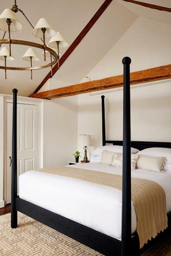 Bed & Breakfast Captain Lord Mansion