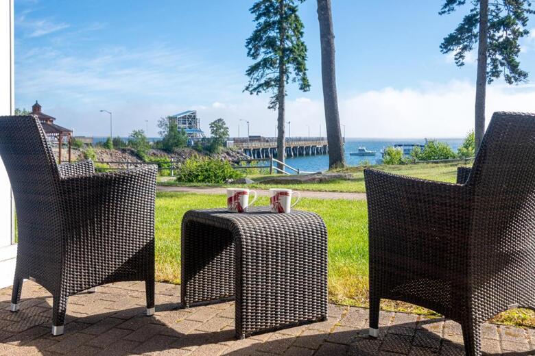 Atlantic Oceanside Hotel & Conference Center
