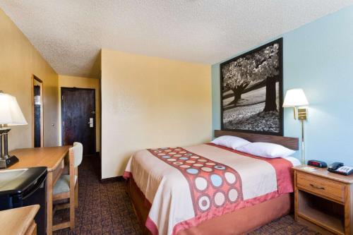 Hotel Super 8 Lexington Park/california Area