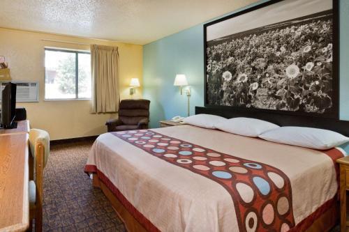 Hotel Super 8 Lexington Park/california Area