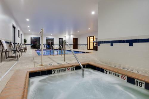 Hotel Holiday Inn Express I-95 Capitol Beltway - Largo