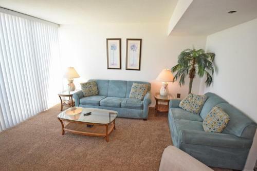 Apartamento Century I 702