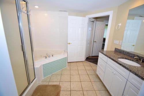 Apartamento Ocean's Edge 402