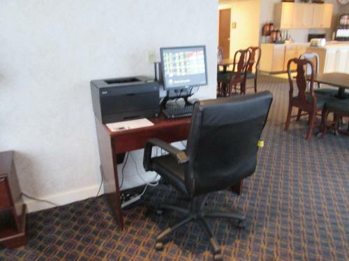 Hotel Howard Johnson Express Inn Amherst Hadley
