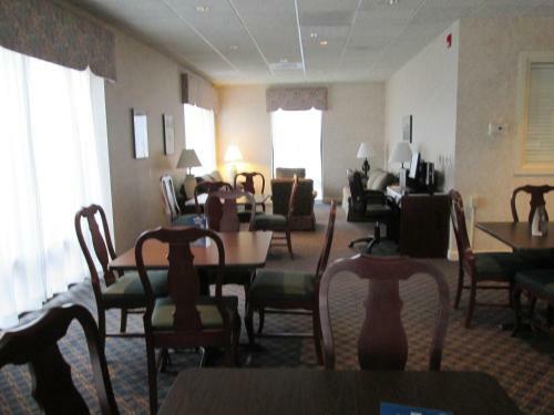 Hotel Howard Johnson Express Inn Amherst Hadley