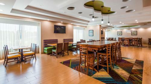 The North Shore Hotel