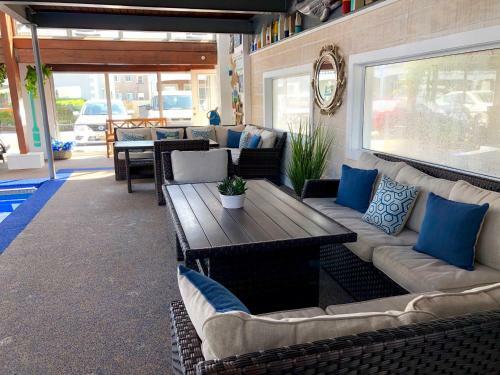 Hyannis Inn Motel