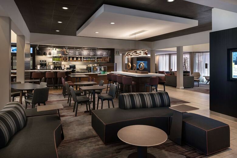 Hotel Courtyard By Marriott Phoenix Camelback