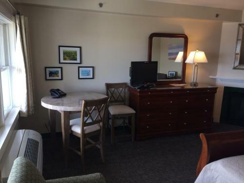 Hostal The Crown & Anchor