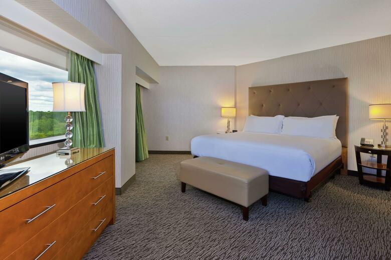 Hotel Hilton Suites Auburn Hills