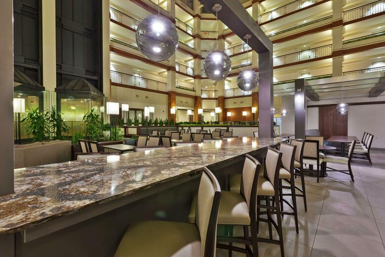 Hotel Hilton Suites Auburn Hills