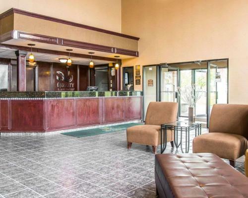 Hotel Quality Inn & Suites Flint Airport