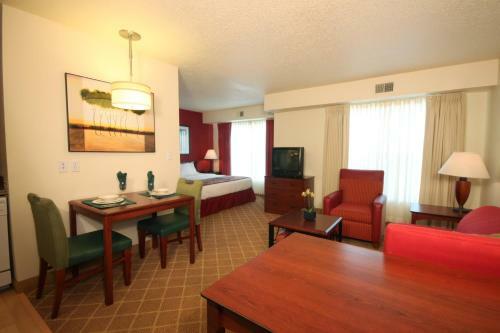 Hotel Residence Inn Flint