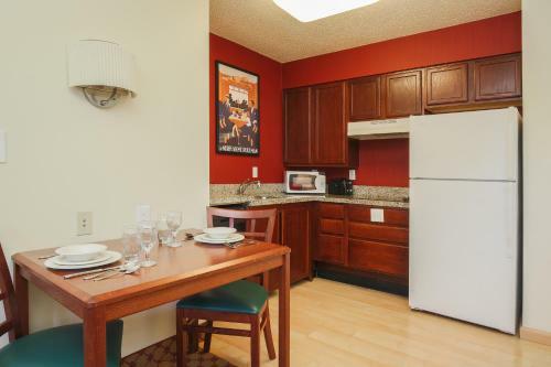 Hotel Residence Inn Flint