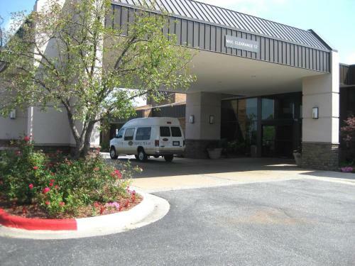 Crowne Plaza Hotel Grand Rapids - Airport