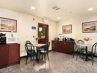 Motel Microtel Inn & Suites By Wyndham Holland