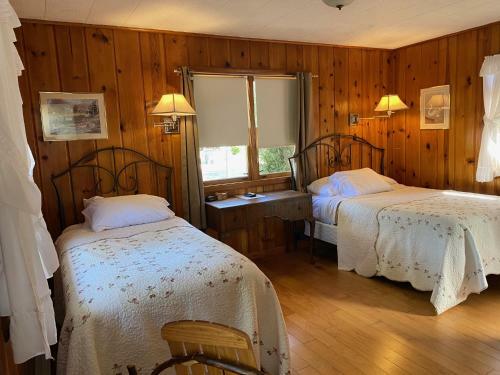 Posada Ludington Blue Spruce Inn