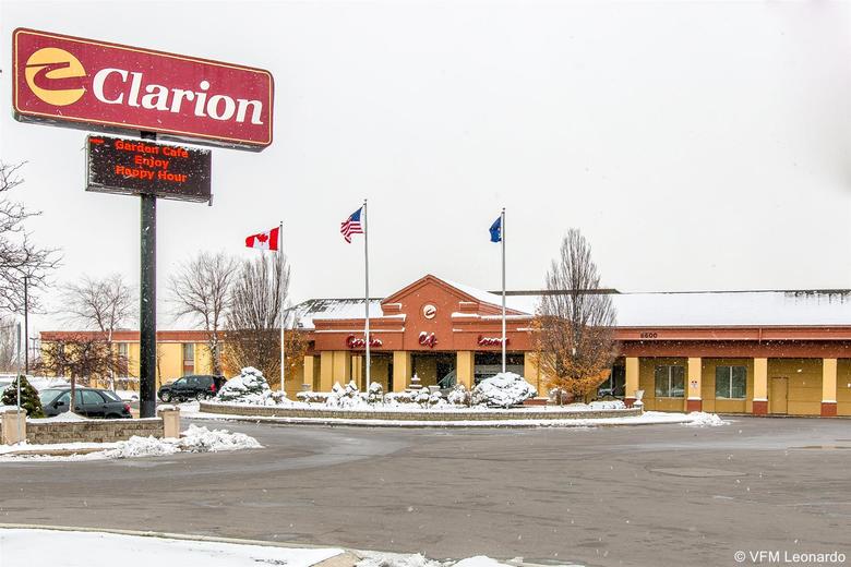 Clarion Hotel Detroit Metro Airport