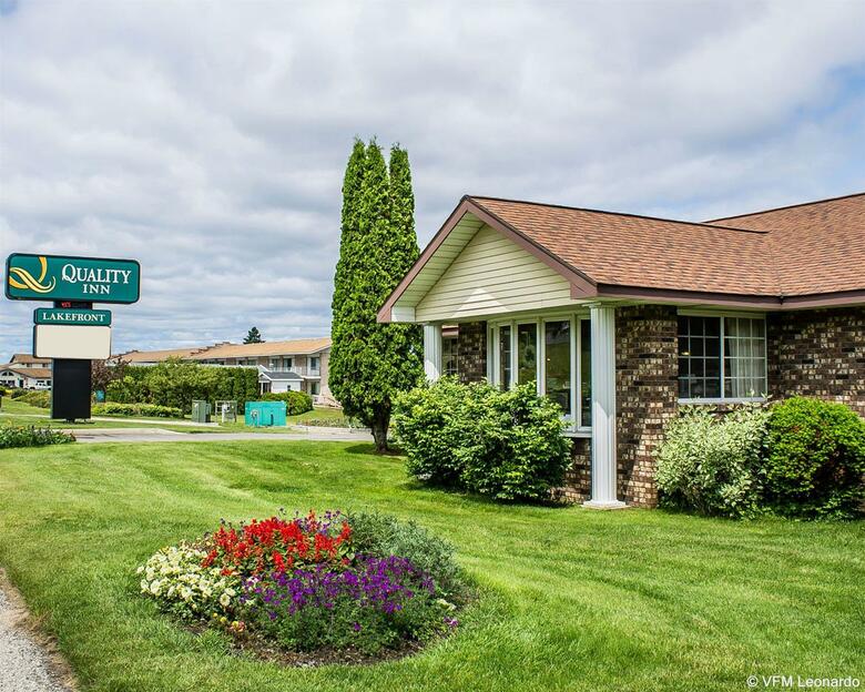 Hotel Quality Inn Lakefront