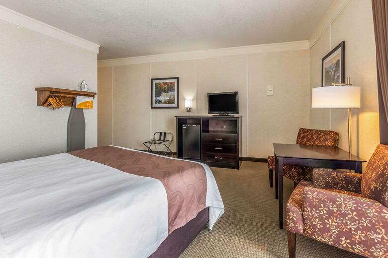 Hotel Quality Inn Lakefront