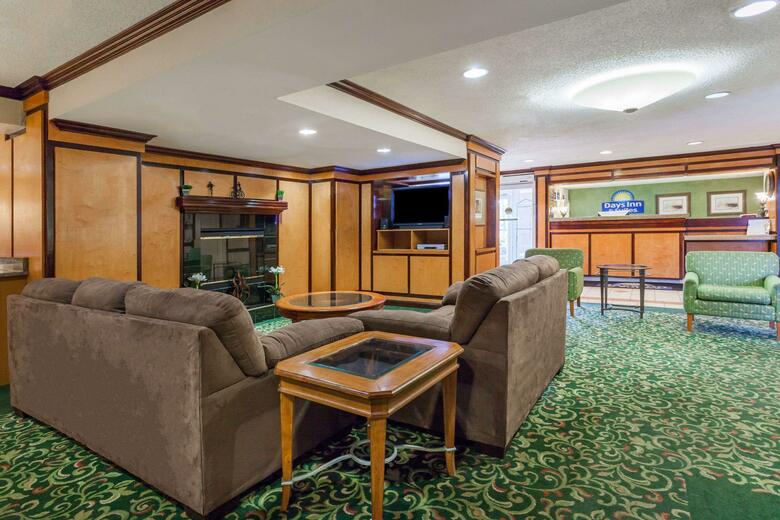Hotel Days Inn & Suites By Wyndham Warren