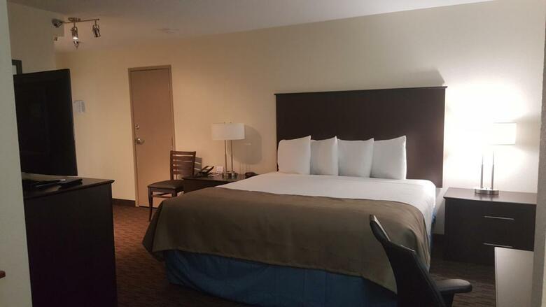 Hotel Americinn & Suites Burnsville