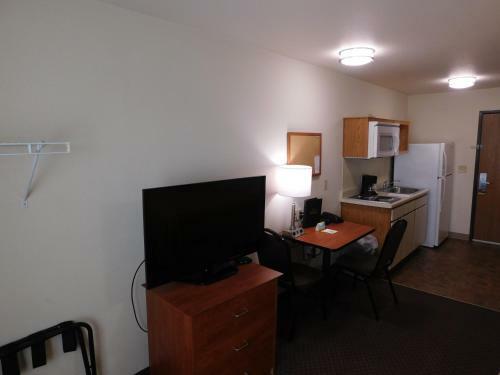Hotel Days Inn And Suites Rochester