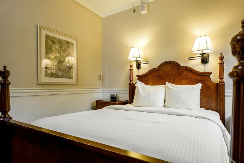 Hotel 340