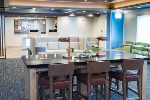 Hotel Holiday Inn Express Pascagoula-moss Point