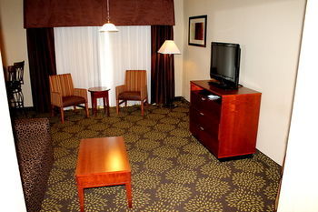 Holiday Inn Express Hotel & Suites Starkville