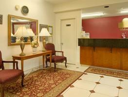 Holiday Inn Express Hotel & Suites Starkville