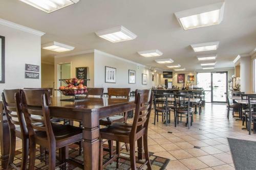 Hotel Econo Lodge Inn & Suites Joplin