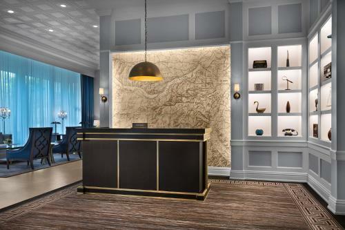 Chase Park Plaza Hotel