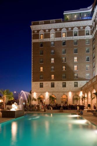 Chase Park Plaza Hotel