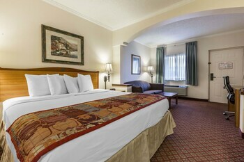 Motel Arbor Suites Medical Mile