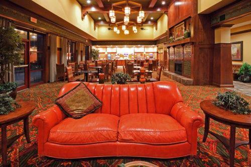 The Q Hotel & Suites