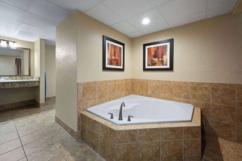 Hotel Days Inn And Suites Bozeman