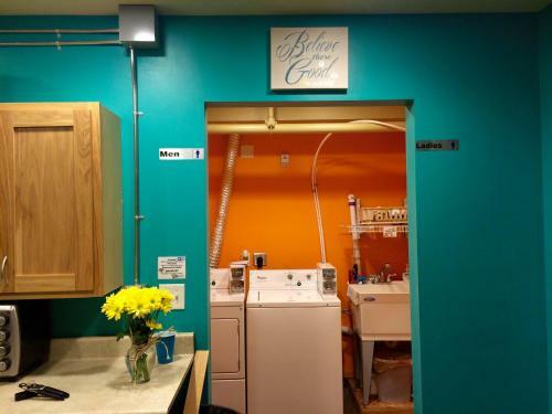 Treasure State Hostel