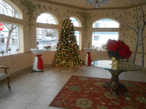 Carson City Plaza Hotel