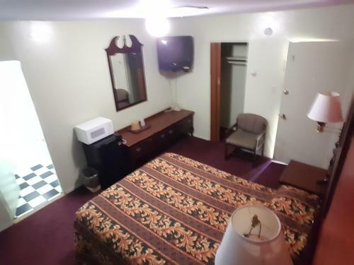 Travelers Motel