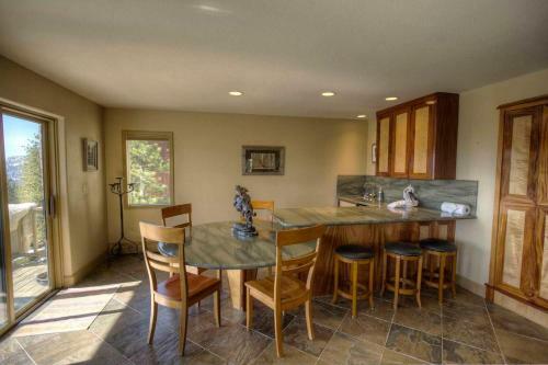 Tyner Way Holiday Home